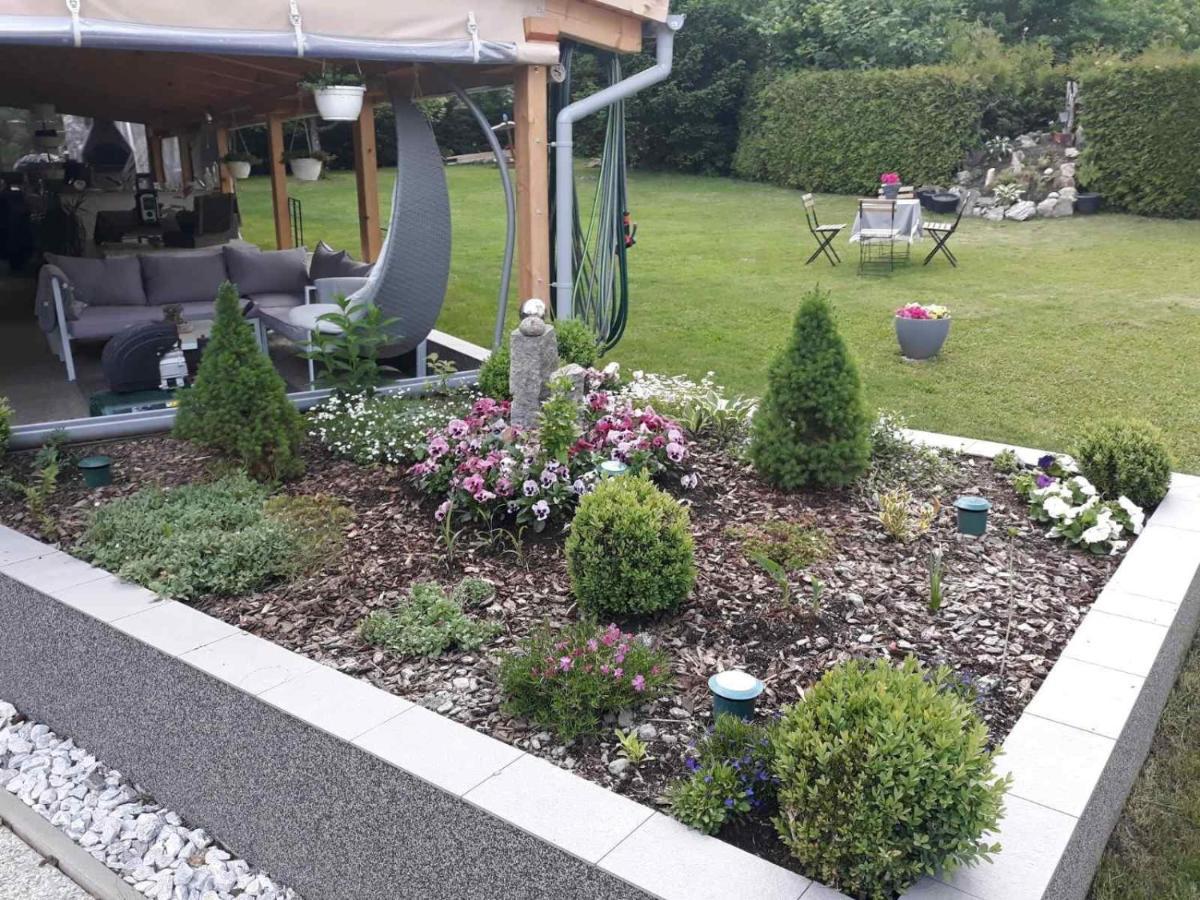Mistel Apartman ボーデンスドルフ エクステリア 写真